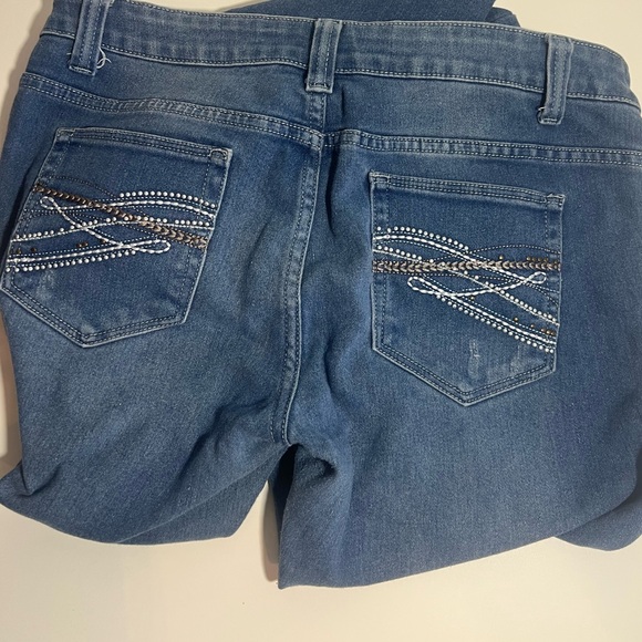 Women’s Ankle & Cropped Jeans size 10 - Picture 3 of 5